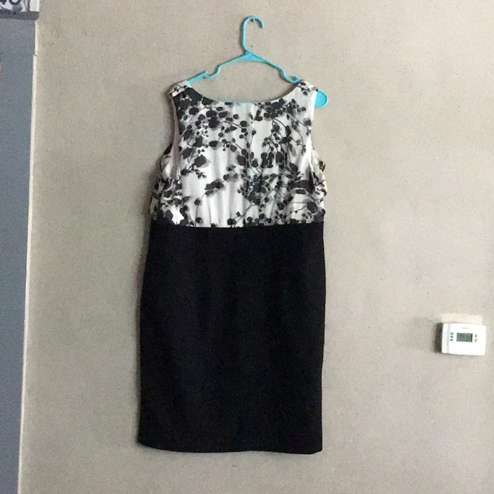 Maurices Dress - Knee Lenght - Picture 2 of 3